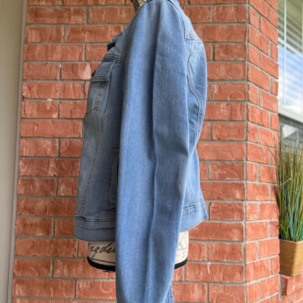Social Standard by Sanctuary Ladies Denim Jacket - Picture 4 of 16